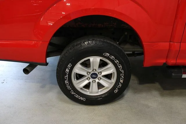 Used 2019 Red Ford XLT image 32