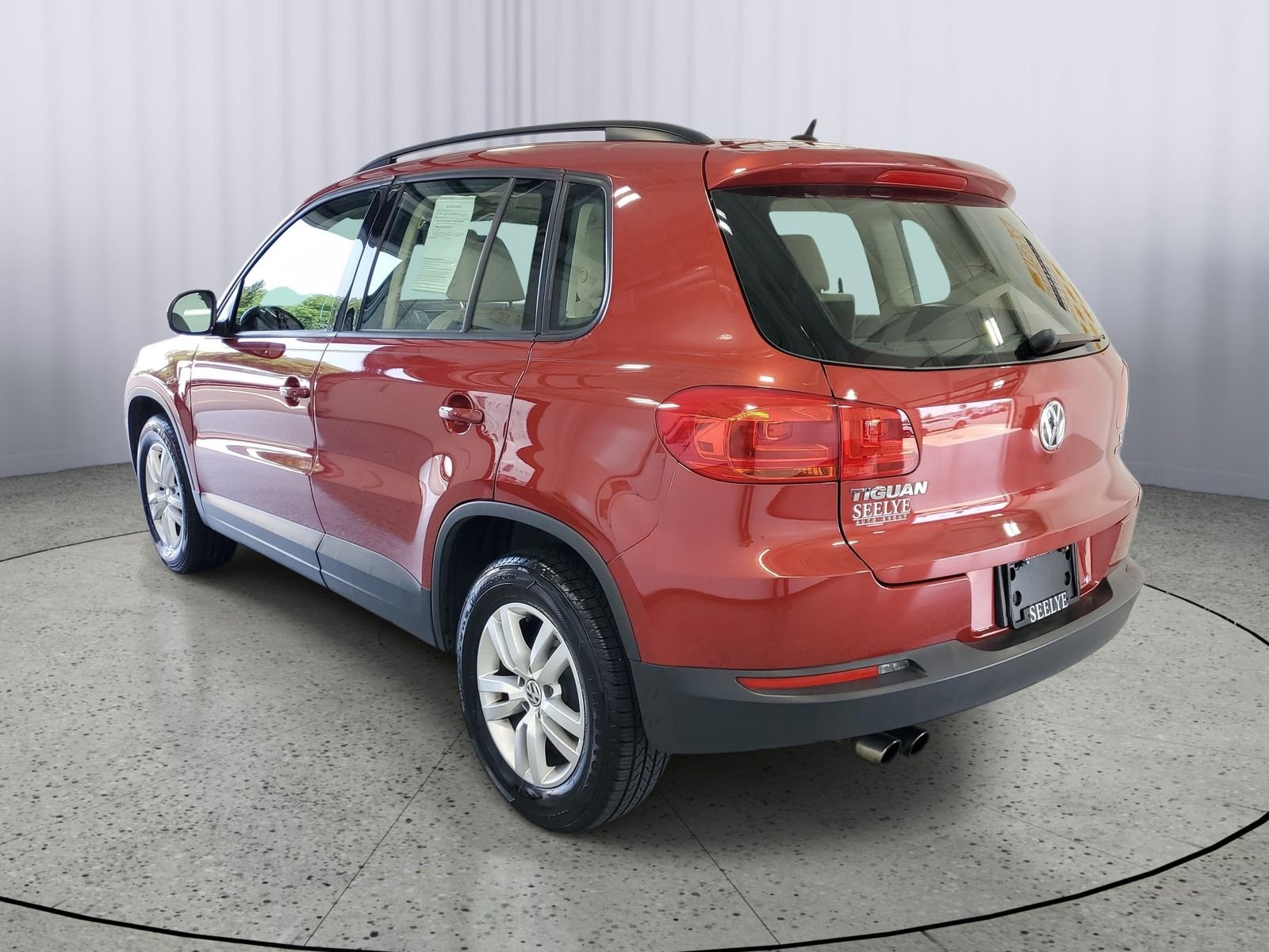 Used 2016 Red Volkswagen S image 3
