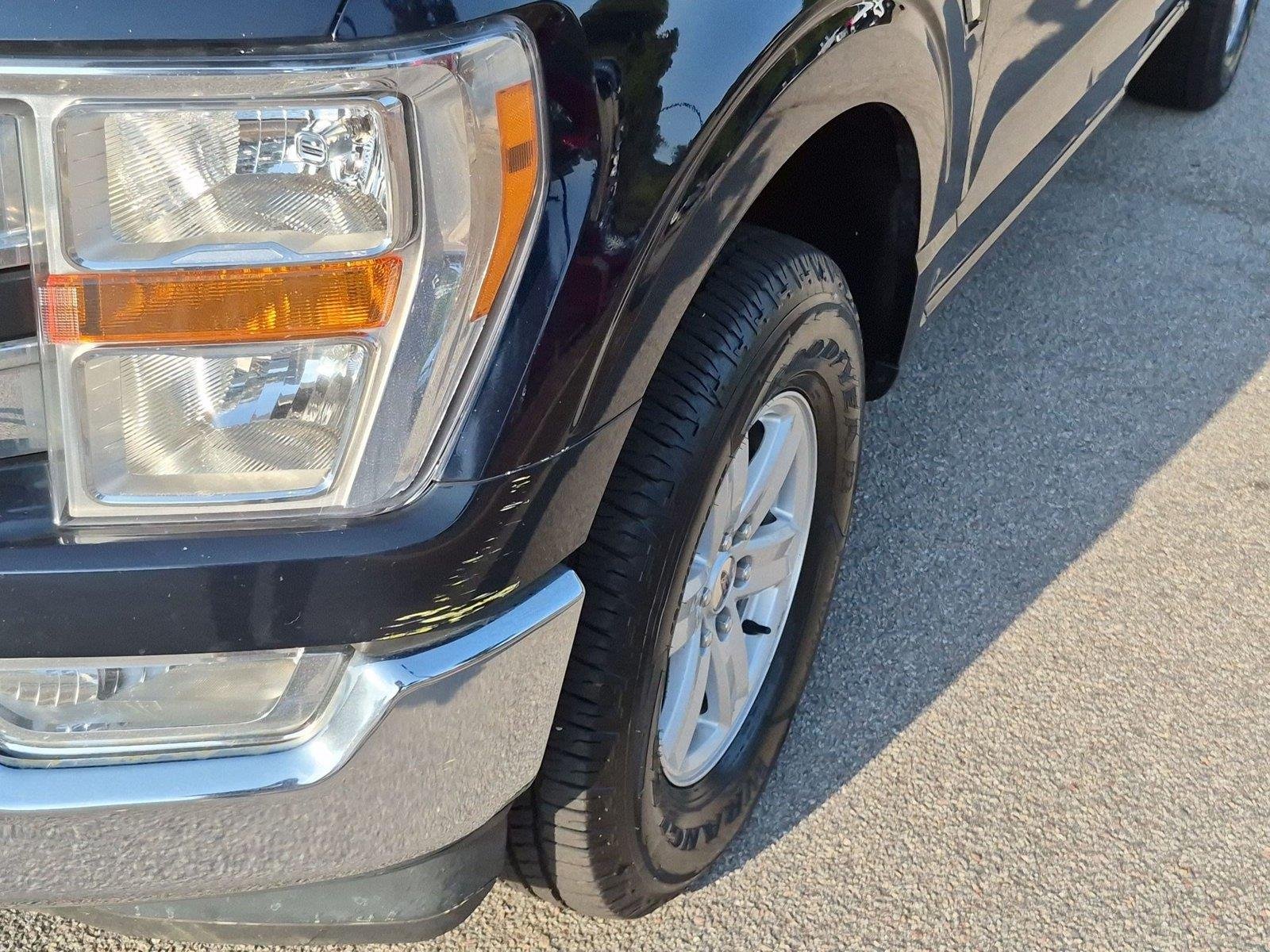 Used 2022 Antimatter Blue Metallic Ford XLT image 9