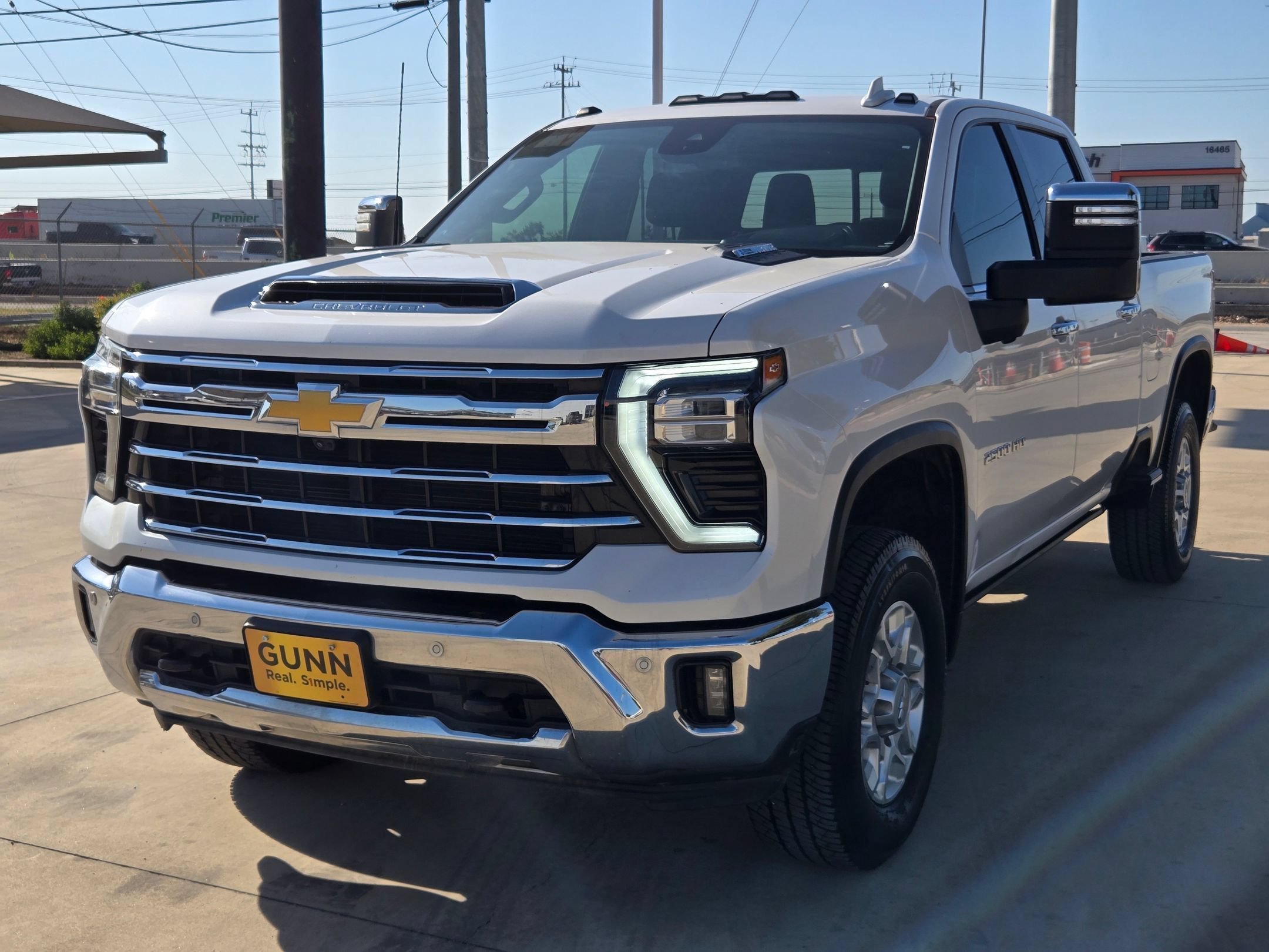 Used 2024 Iridescent Pearl Tricoat Chevrolet LTZ image 3