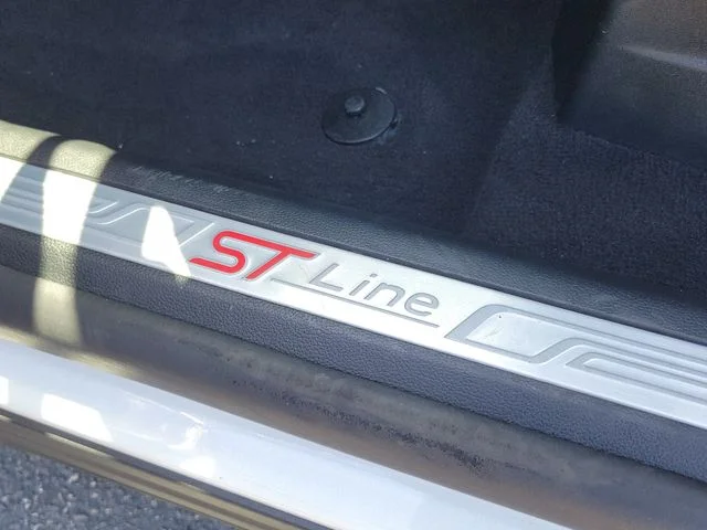 Used 2023 White Metallic Ford ST-Line image 21