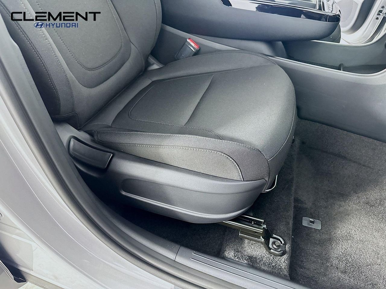 New 2026 Silver Hyundai SEL AWD image 28