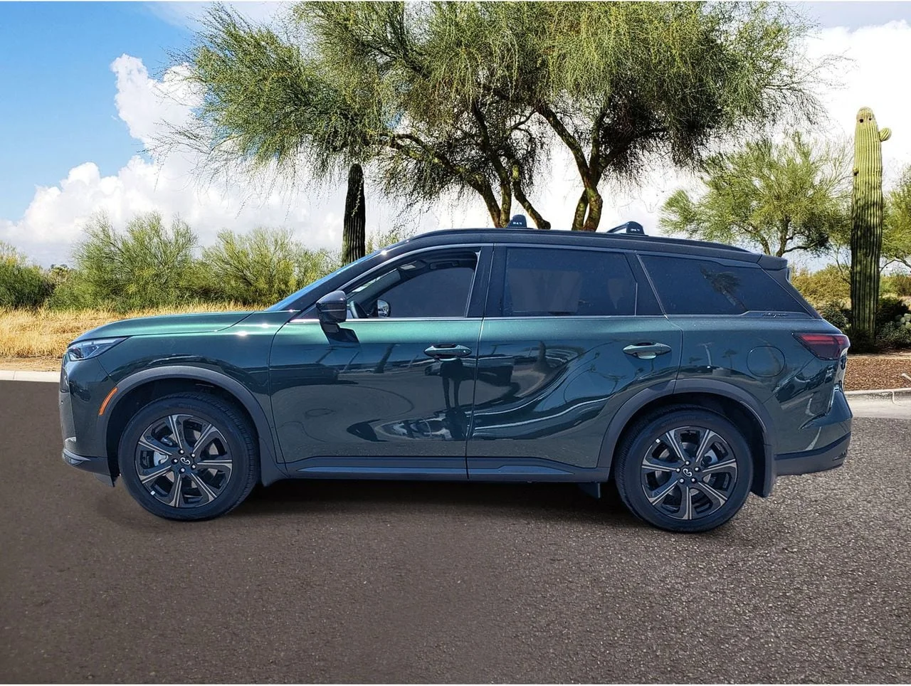 New 2027 2T DEEP EMRLD INFINITI Autograph AWD image 2