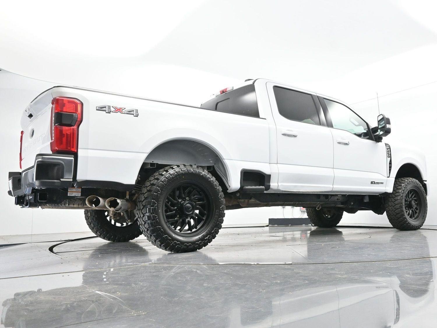 Used 2024 Oxford White Ford LARIAT image 43