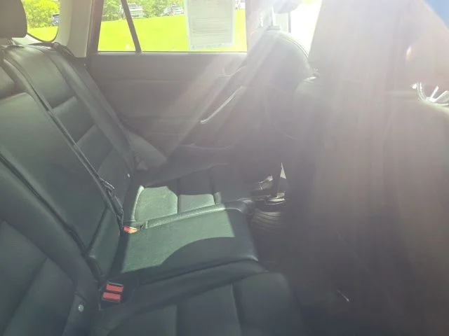 Used 2016 Red Mazda Grand Touring image 4