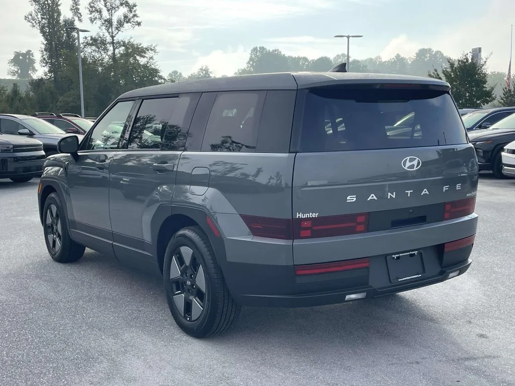 Used 2026 Hampton Gray Hyundai SE image 25