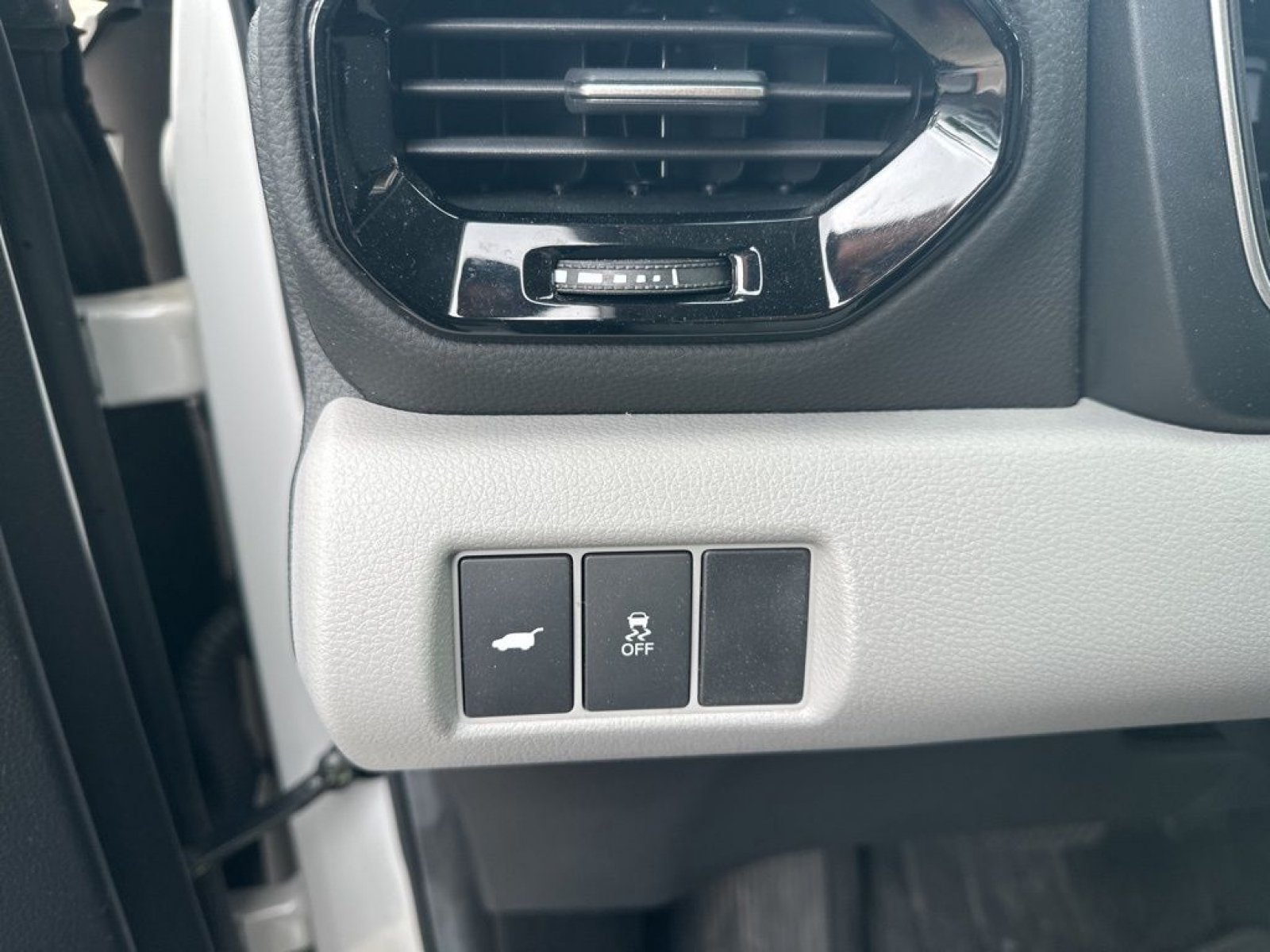 2023 Honda Pilot Touring - Photo 16