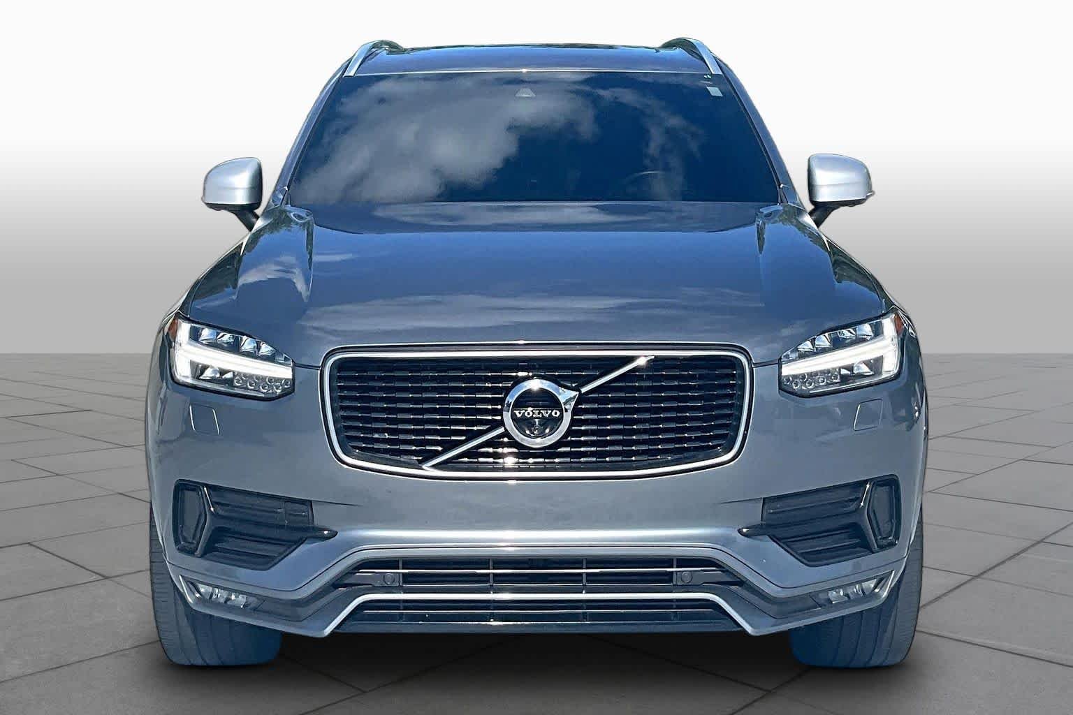 Used 2019 Osmium Grey Metallic Volvo R-Design image 4