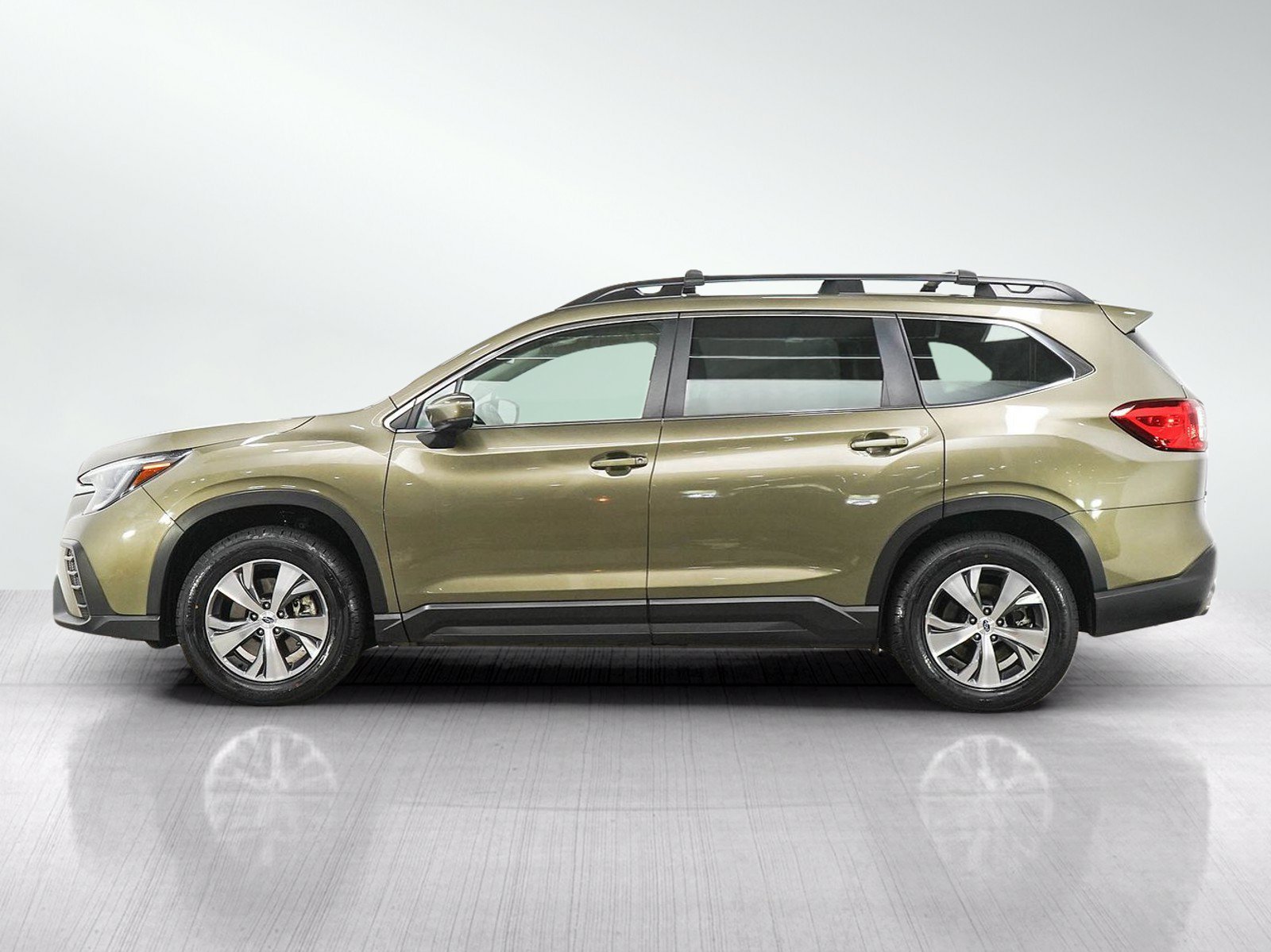 Used 2024 Subaru Ascent Premium with VIN 4S4WMAED3R3460700 for sale in South Saint Paul, Minnesota