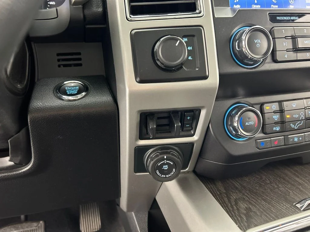 Used 2021 Blue Ford Lariat image 24