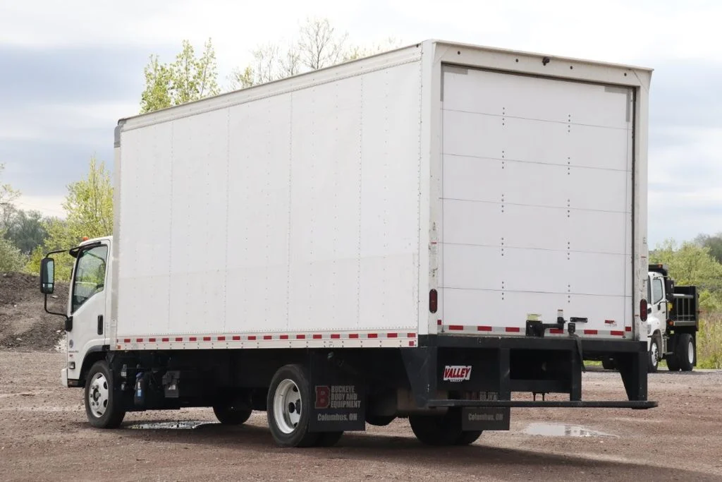 Used 2023 Arctic White Chevrolet Base image 7