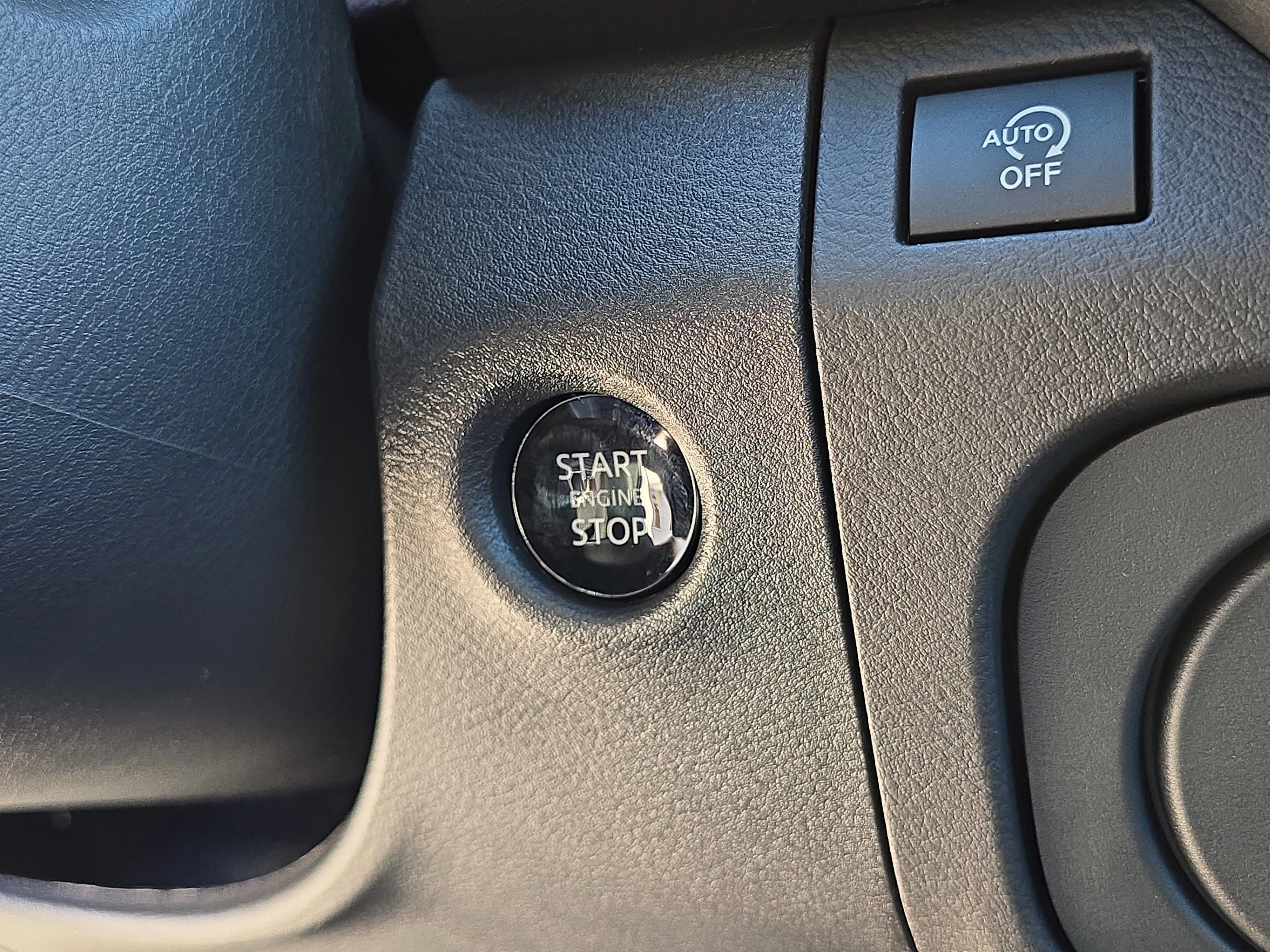 New 2026 Glacier White Nissan Crew Cab PRO-X® image 29