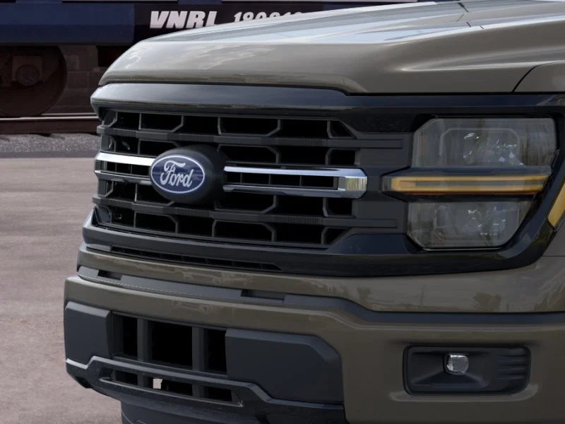 New 2026 Marsh Gray Ford XLT image 17