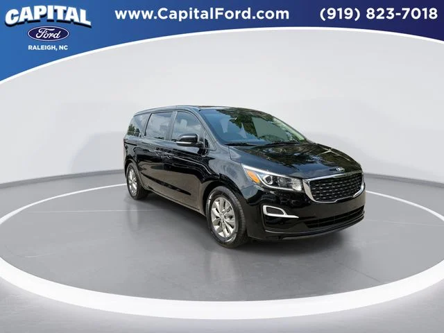 Used 2021 Black Kia LX image 2
