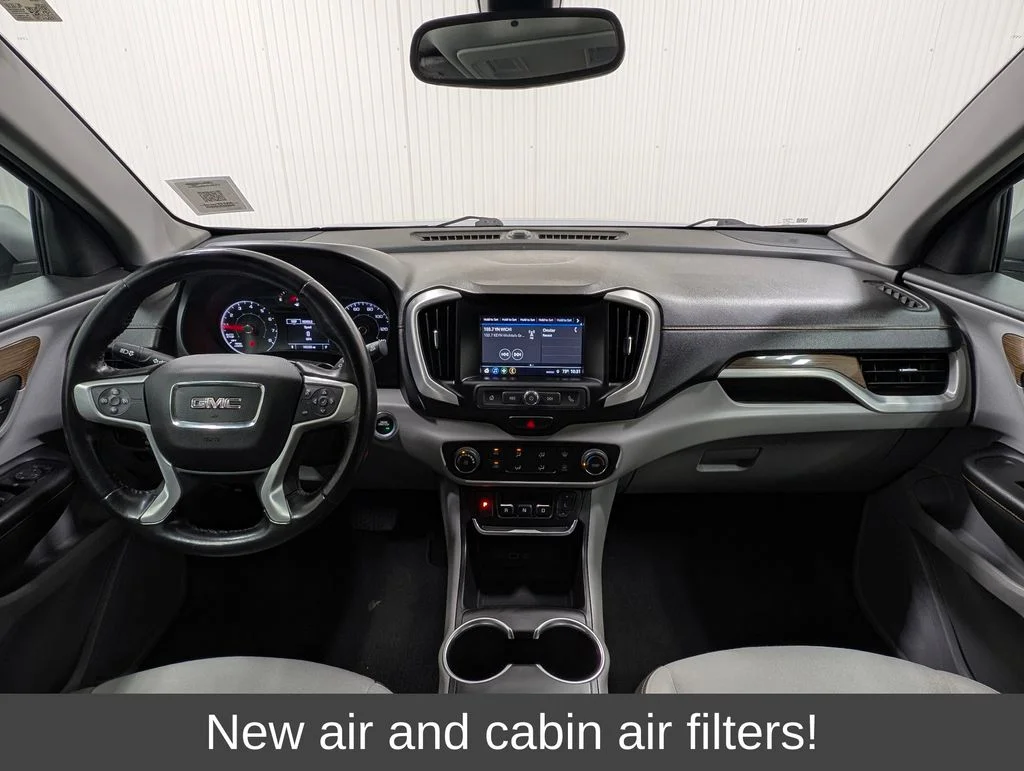 Certified Used 2018 Quicksilver Metallic GMC SLE image 3