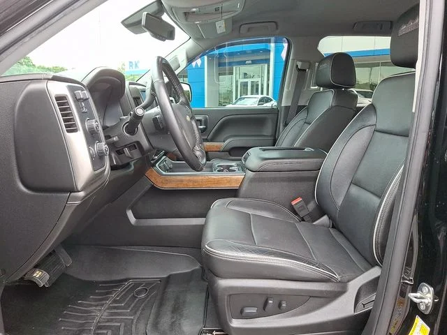 Used 2018 Black Chevrolet High Country image 14