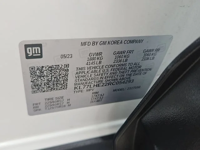Used 2024 Summit White Chevrolet LT image 30