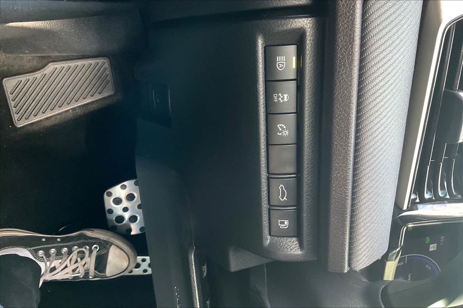Used 2025 Underground Toyota SE image 33
