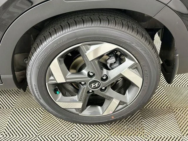 New 2026 Hyundai VENUE SEL