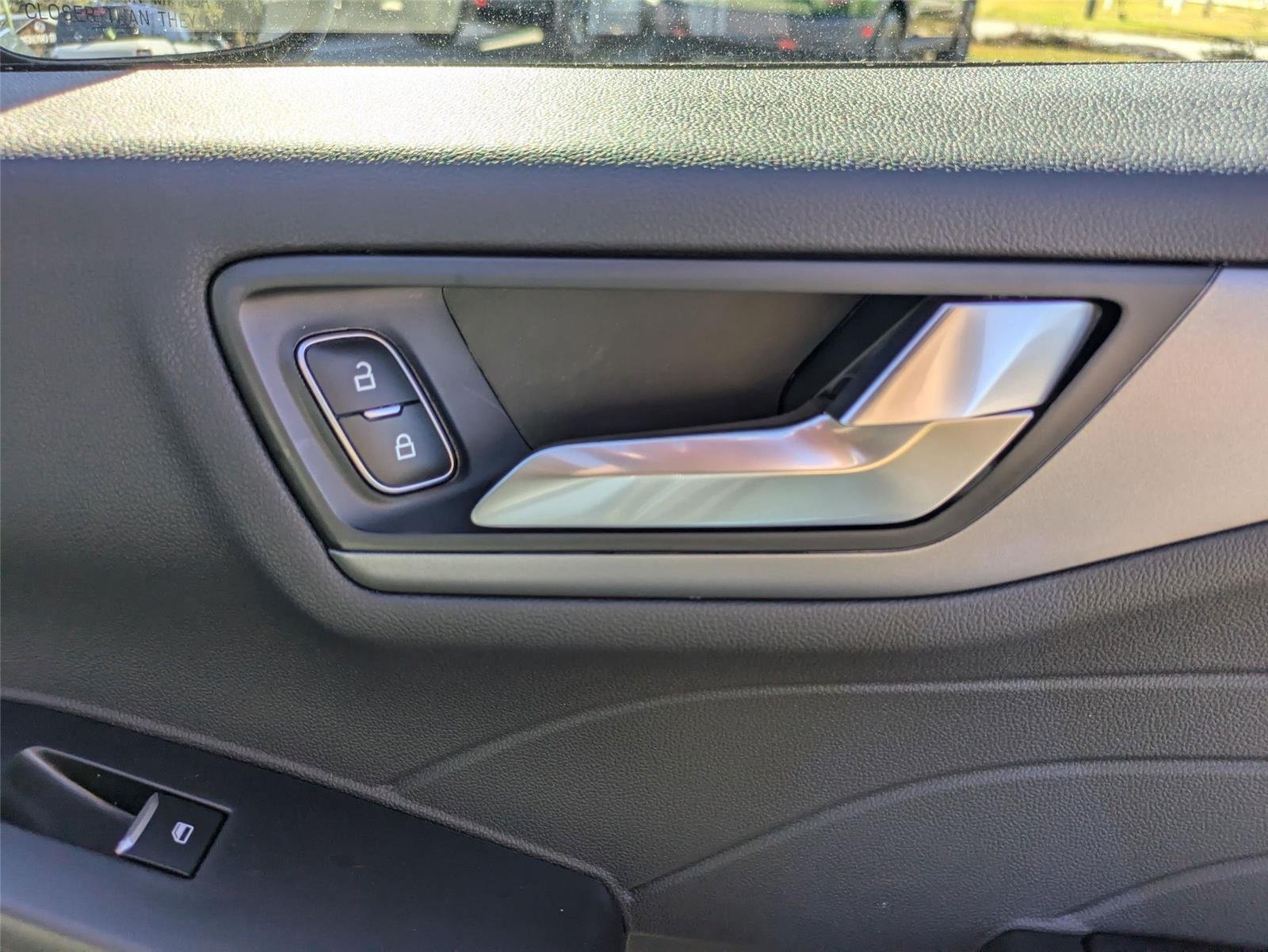 New 2025 Vapor Blue Metallic Ford PHEV image 40