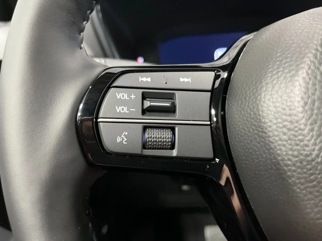 New 2026 Urban Gray Pearl Honda AWD EX-L image 17
