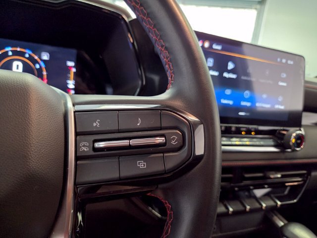 Used 2023  Chevrolet Z71 image 26