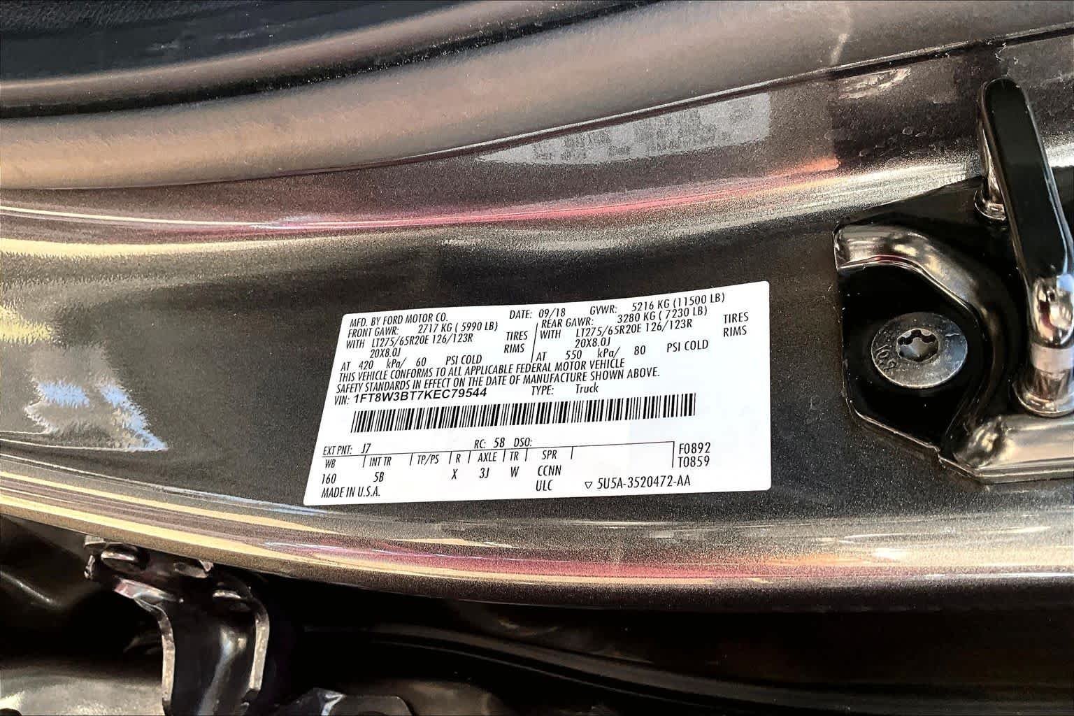 Used 2019 Magnetic Ford LARIAT image 34