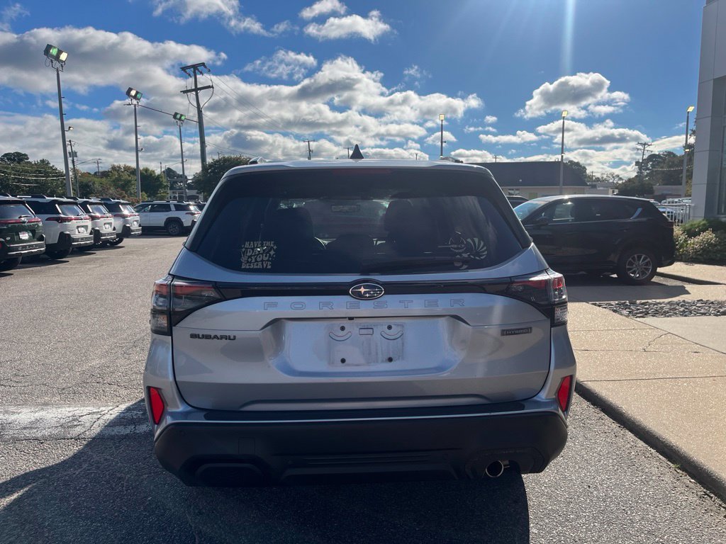 Used 2025 Silver Subaru Touring image 5