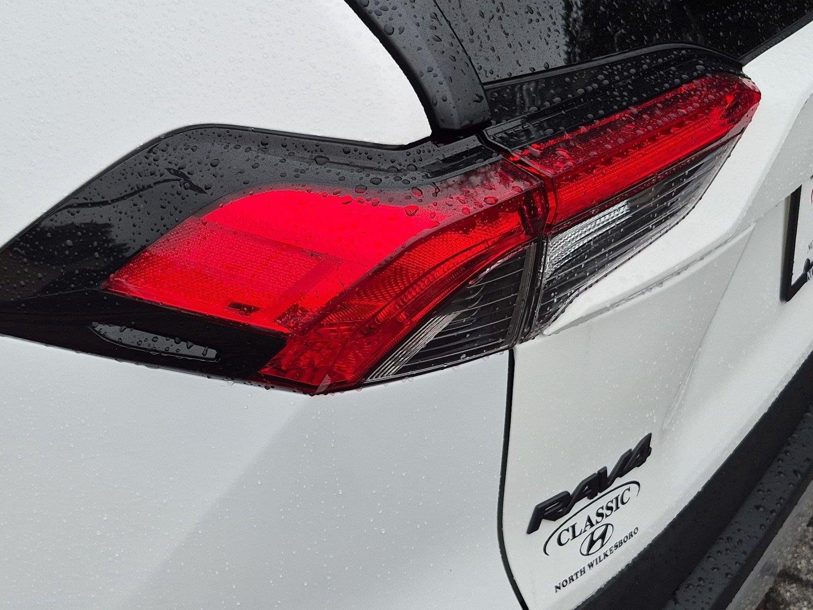 Used 2024 Ice Cap Toyota Adventure image 12