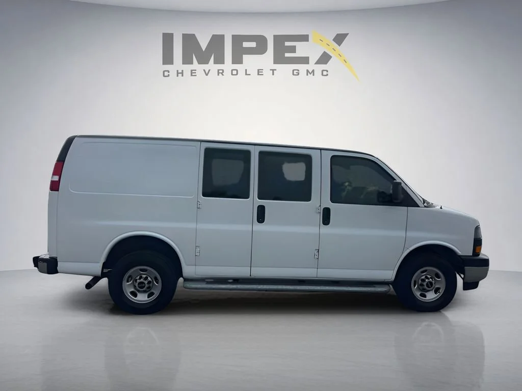 Used 2023 Summit White GMC Work Van image 7