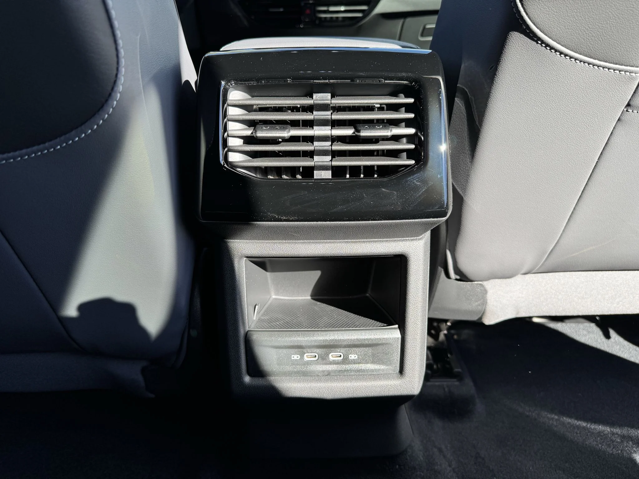 New 2026 Pure Gray Volkswagen Pro image 32