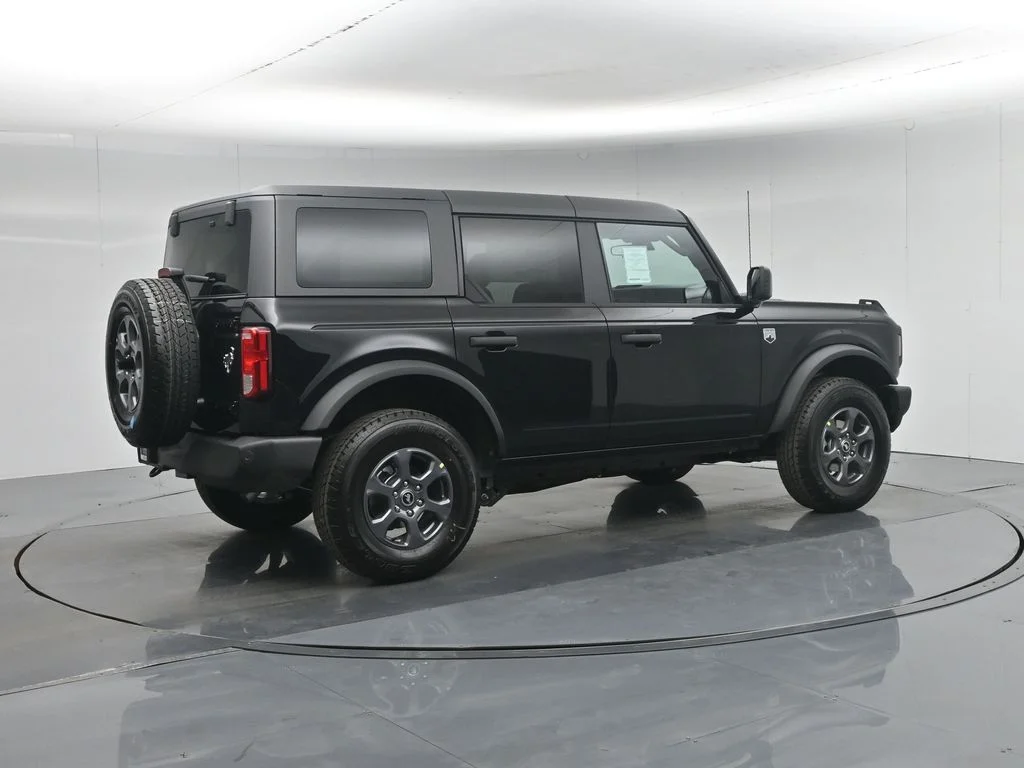 New 2026 Shadow Black Ford Big Bend image 25