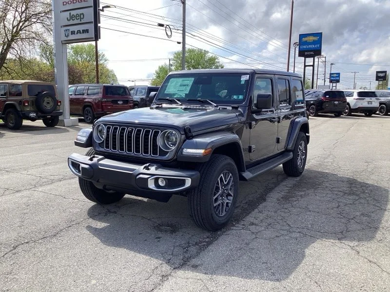 New 2026 Granite Crystal Metallic Clear-Coat Exterior Paint Jeep Sahara image 3