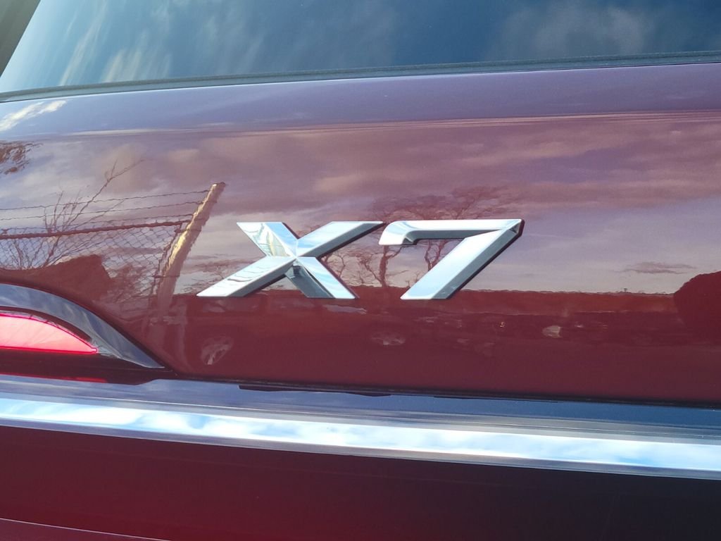 Used 2026 Red BMW xDrive40i image 11