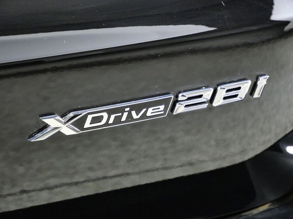 Used 2026 Jet Black BMW xDrive28i image 13