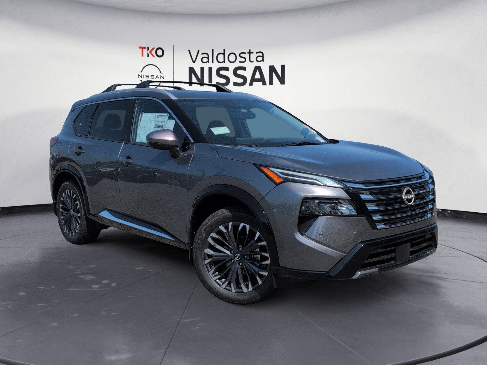 New 2026 Gun Metallic Nissan Platinum image 2