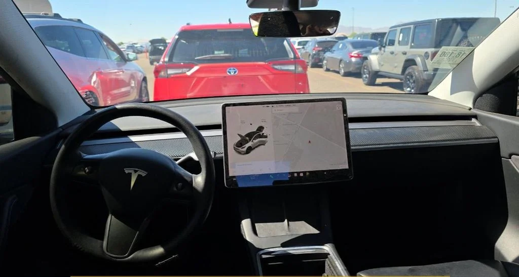 Used 2021 White Tesla Long Range image 7