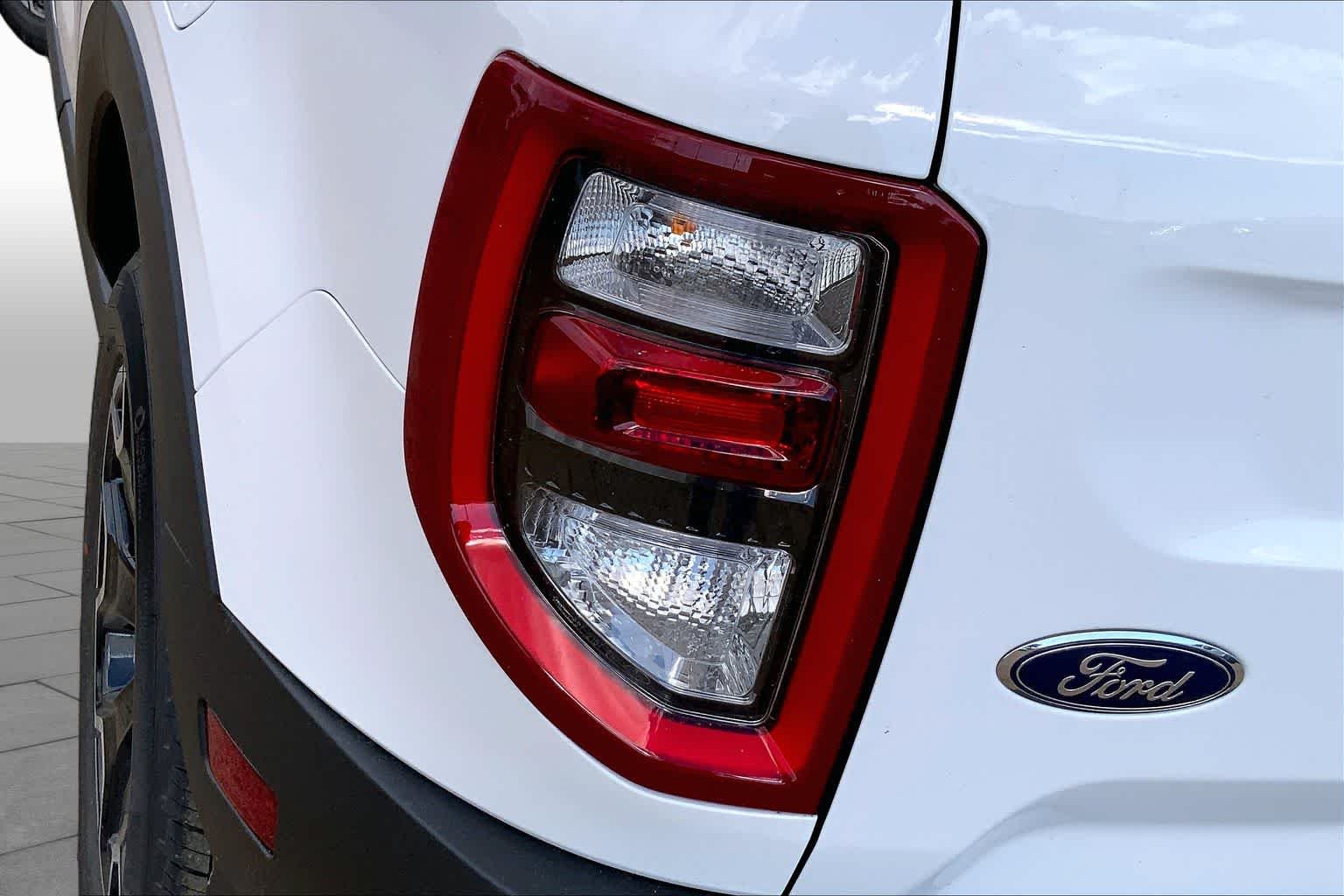 New 2025 Oxford White Ford Outer Banks® image 14