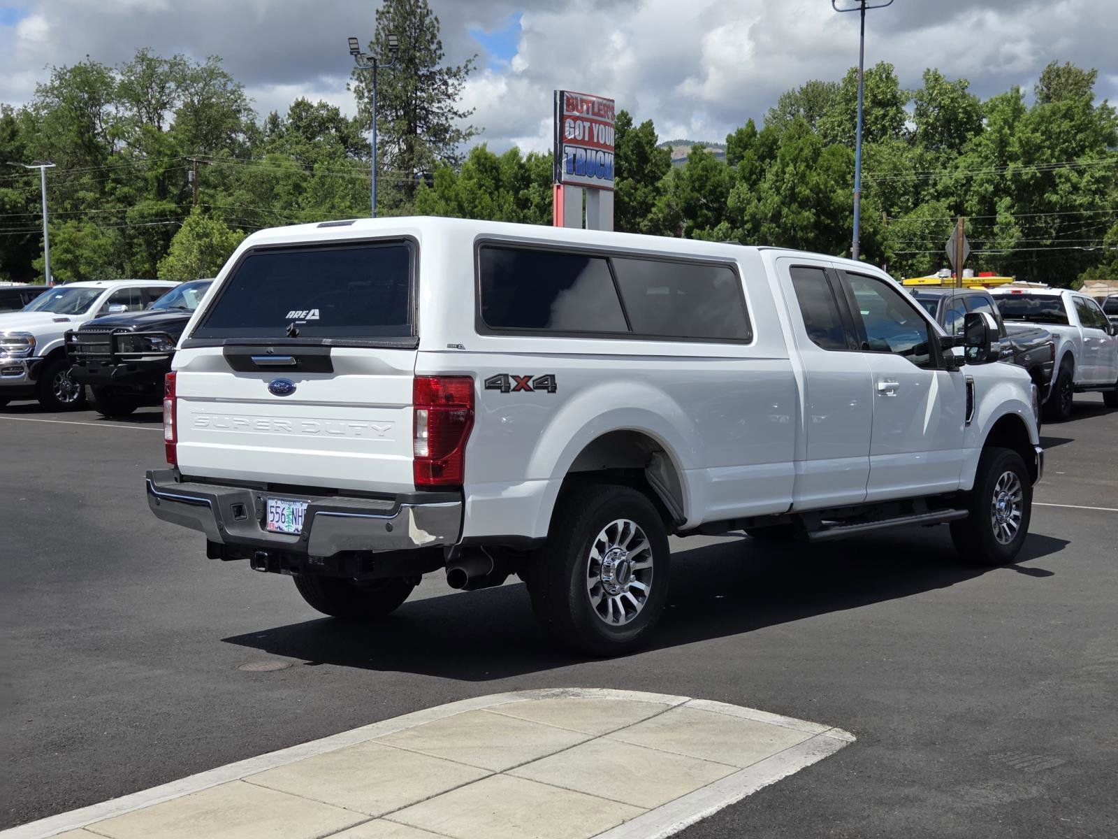 Used 2022 Oxford White Ford LARIAT image 5