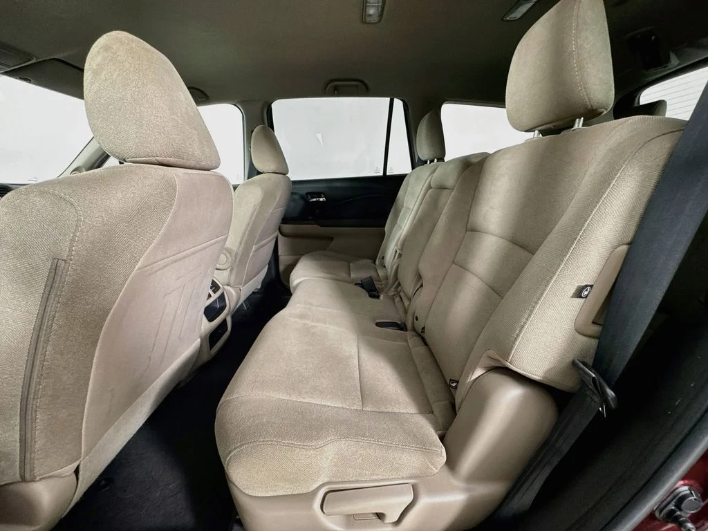 Certified Used 2019 Red Honda LX image 30