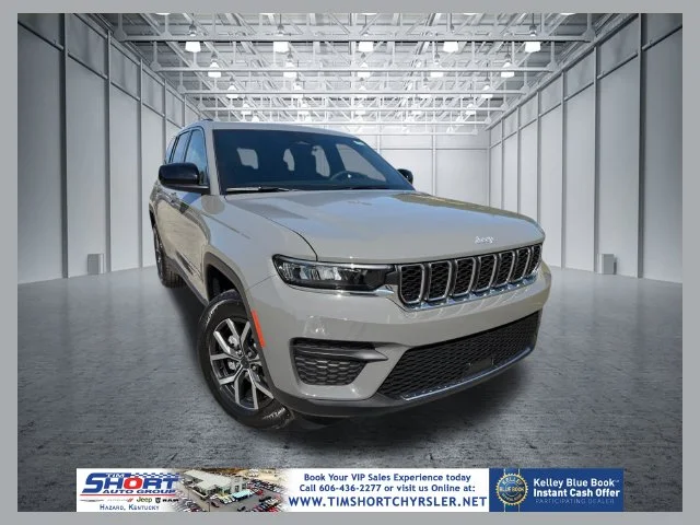 New 2027 Sting-Gray Clear-Coat Paint Jeep Laredo X image 1