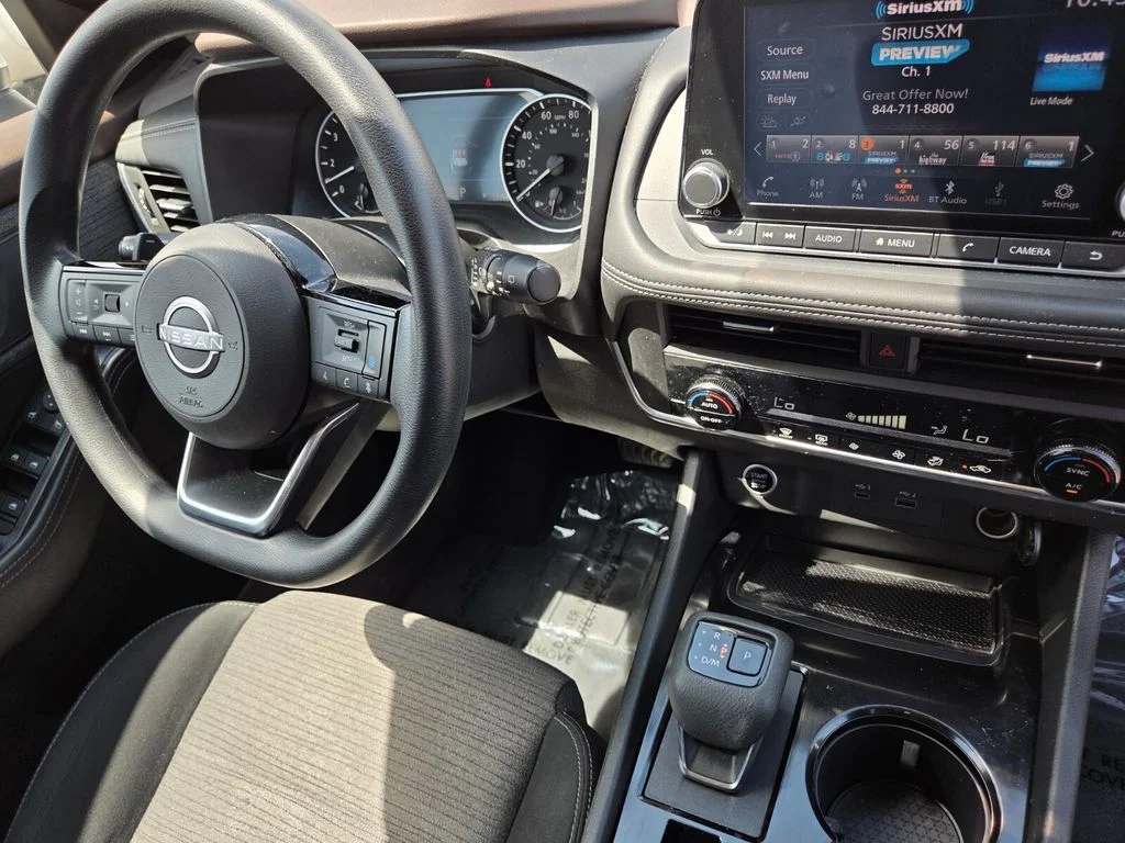 Used 2023 White Nissan SV image 31