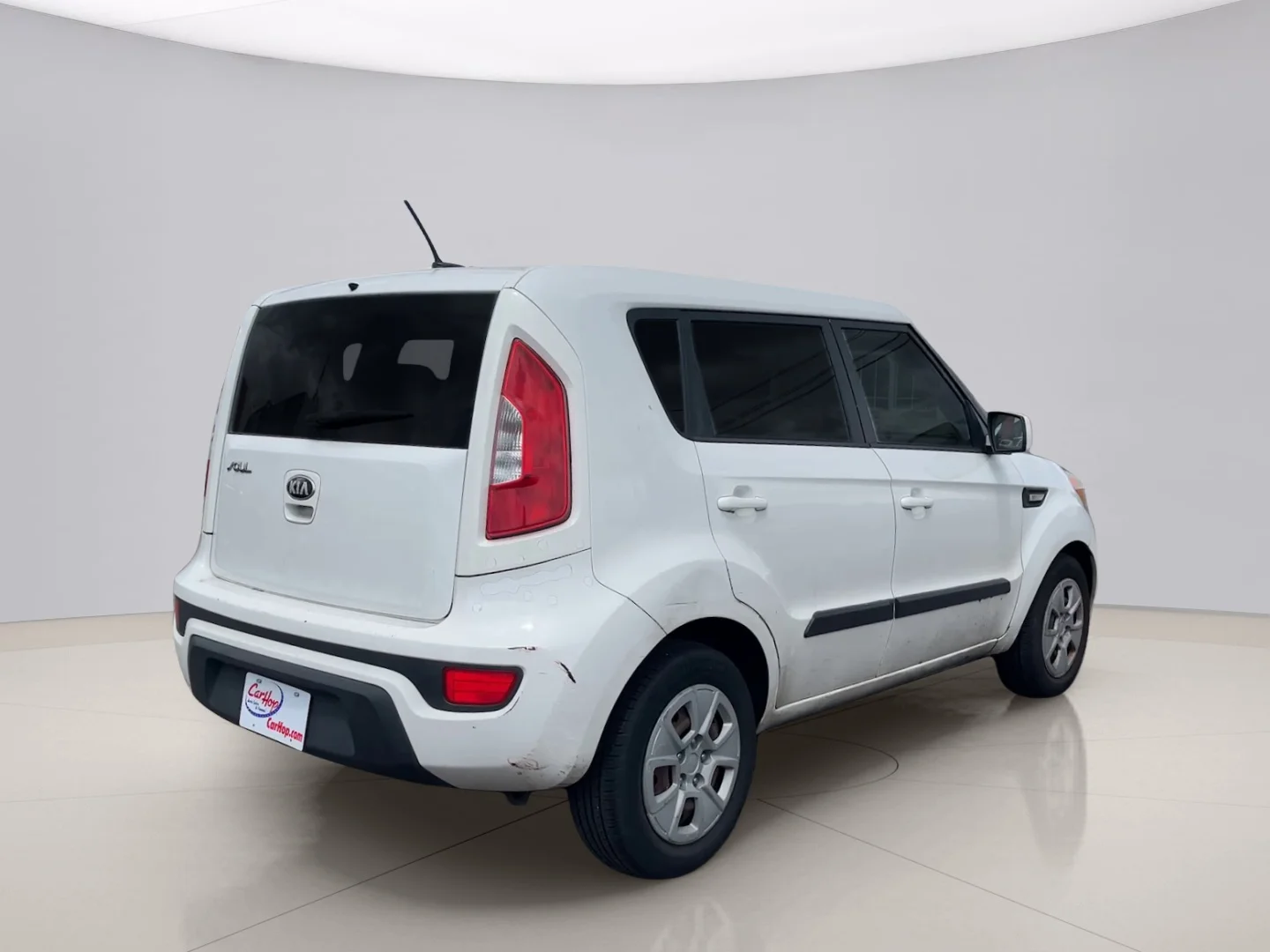 Used 2013 White Kia ! WAGON image 6