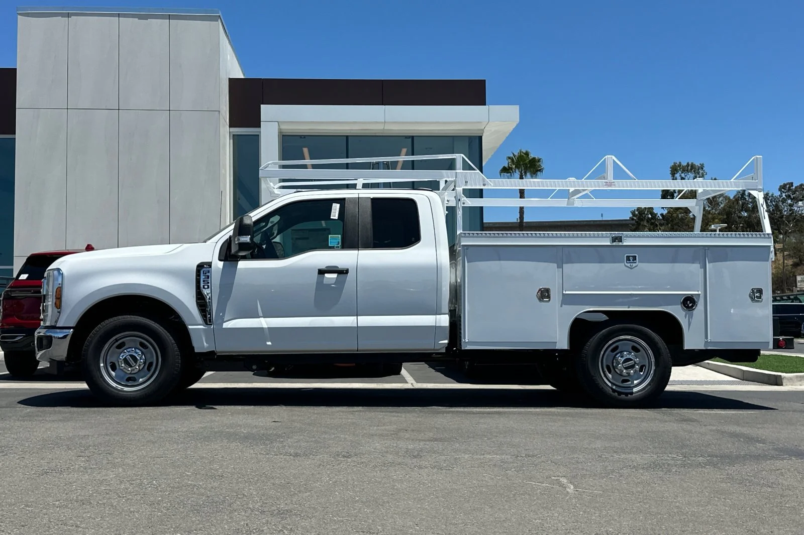 New 2026 White Ford F350 4X2S/CCCSR image 6