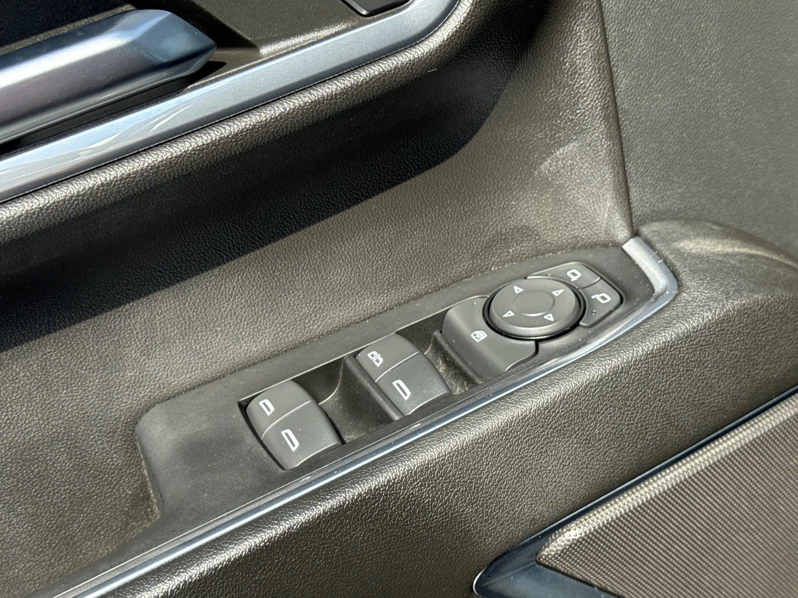 Used 2024 Black Chevrolet LT image 18