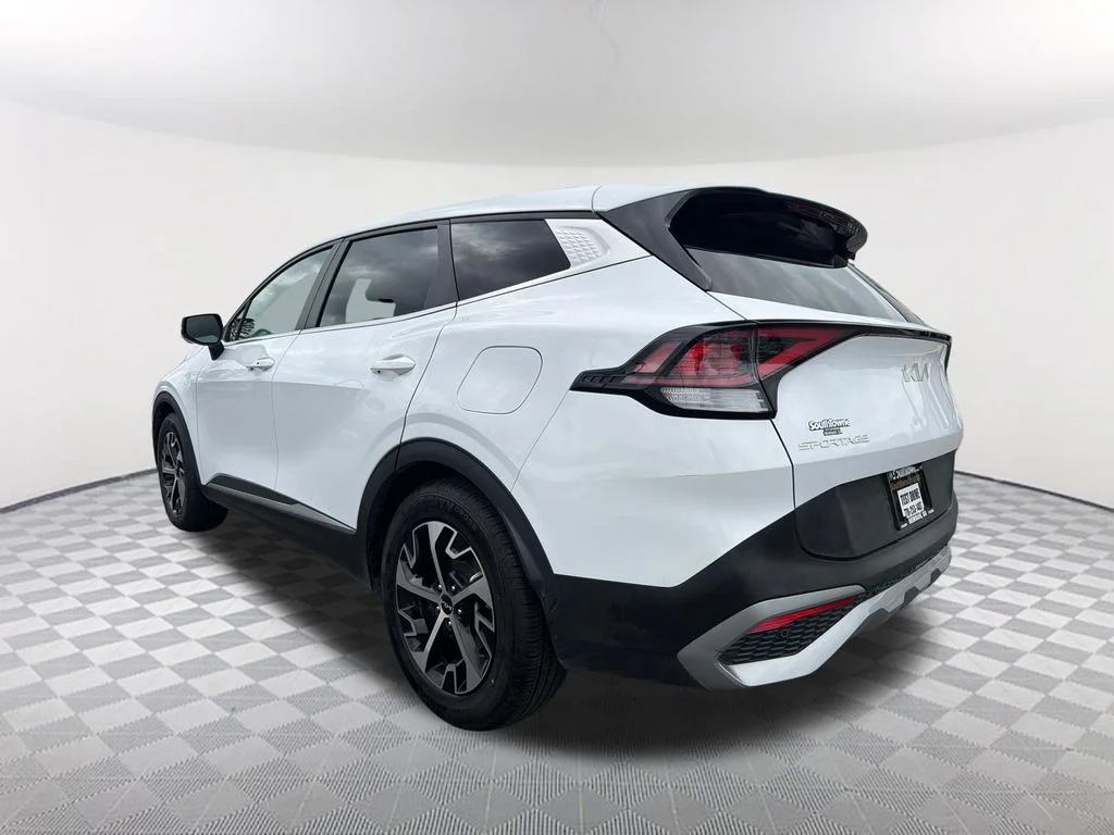 Used 2023 White Kia EX image 7