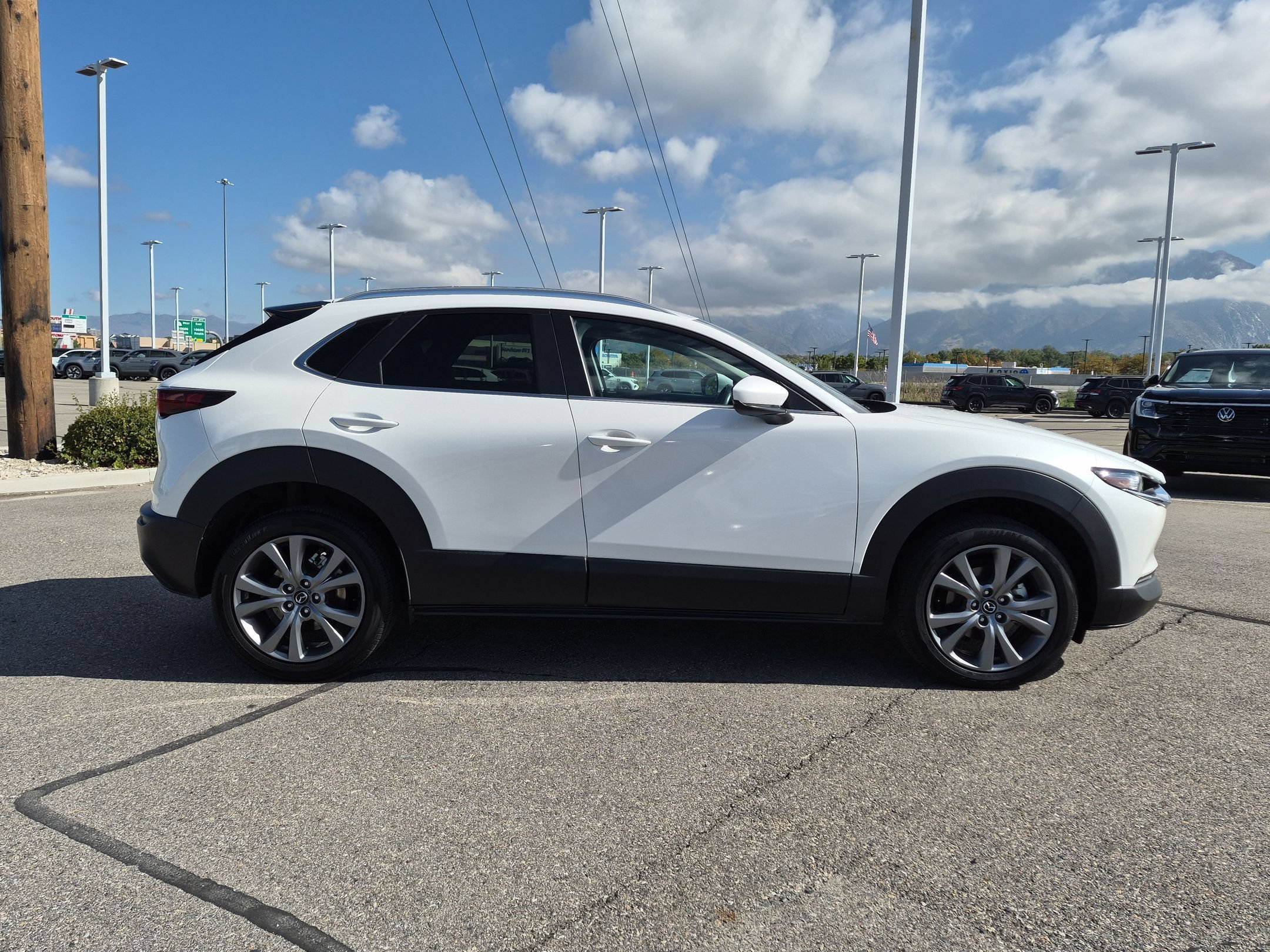 Used 2025 Snowflake White Pearl Mica Mazda 2.5 S Preferred Package image 2