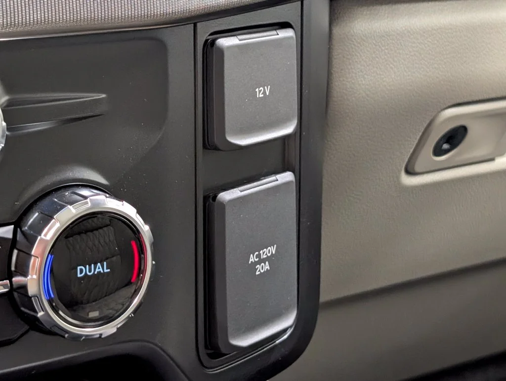 New 2027 Neptune Blue Ford F-250® Platinum® image 9