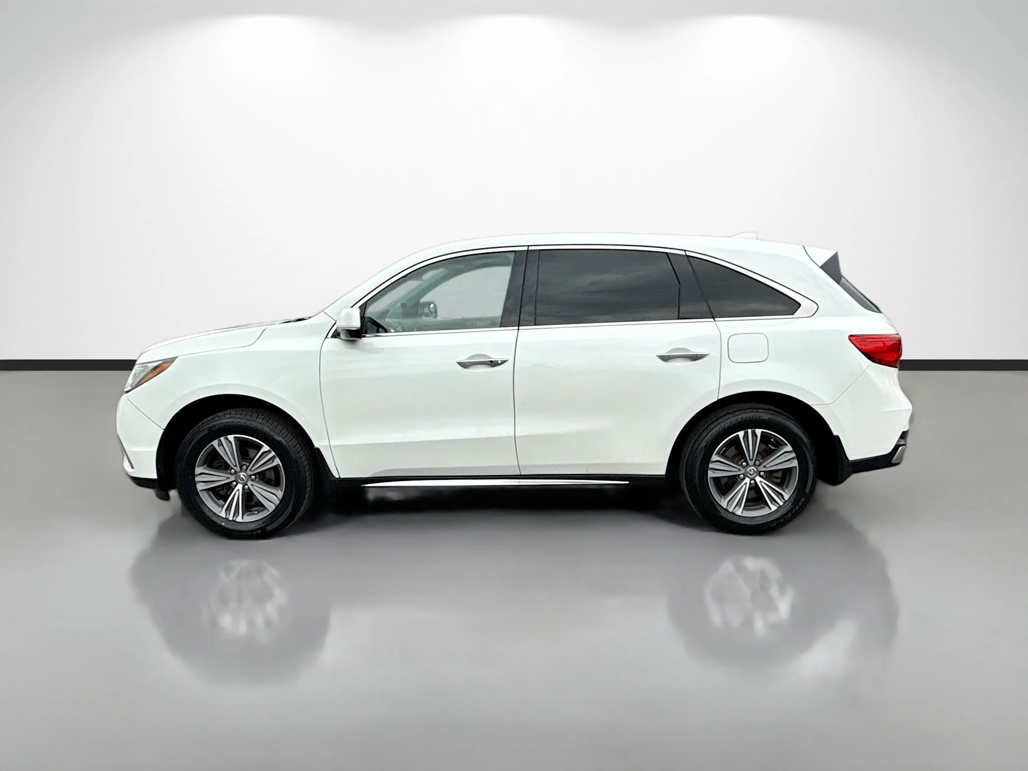 Used 2019 White Diamond Pearl Acura 3.5L image 6