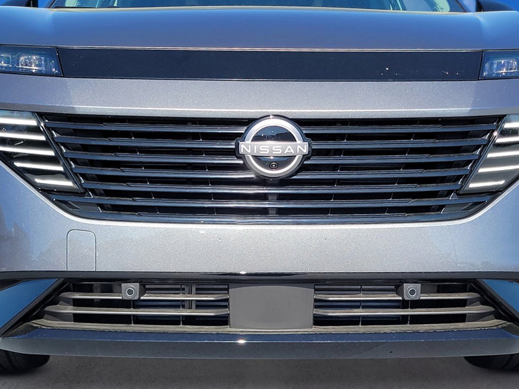 New 2026 Gun Metallic Nissan Platinum image 9